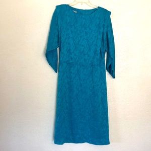 Vintage teal blue texture print dolman sleeve eighties dress.
